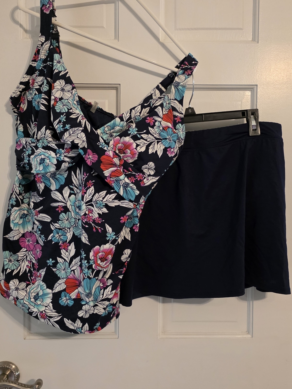 Lands End Navy Floral Tankini Top & Navy Swim Skort